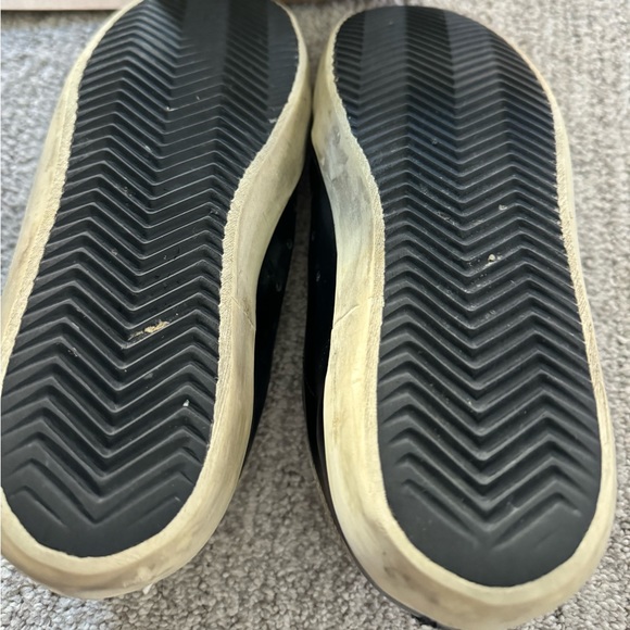 Golden Goose Superstar Sneakers - Picture 3 of 5